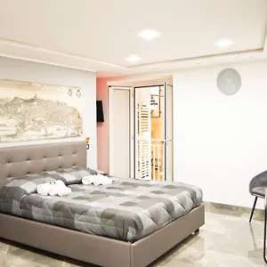 Sotterranea Con Jacuzzi Napoli