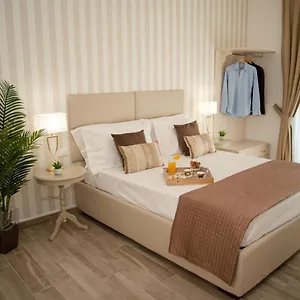 https://porta-aragonese-luxury-rooms.palermohotels.org